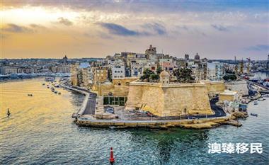 全球最小的发达国家，一人申请，全家共享绿卡福利